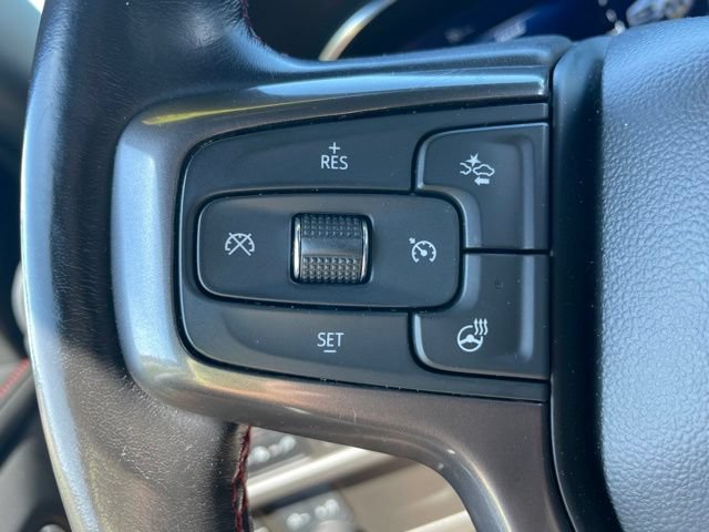 Used 2022 Chevrolet Suburban RST w/ Sport Performance Package AWD/4WD image 23