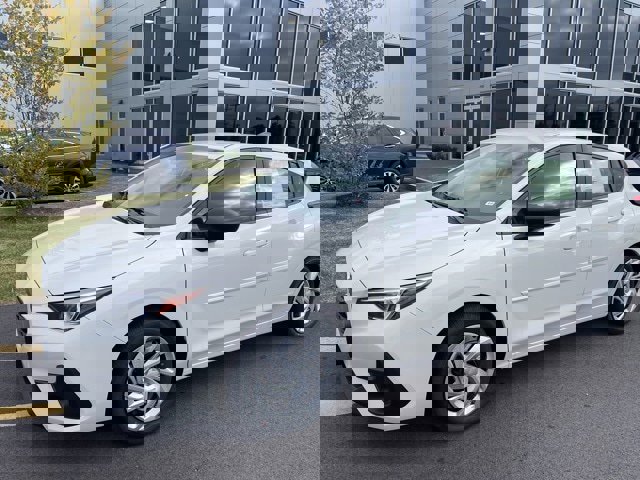 New 2025 Subaru Impreza 2.0i