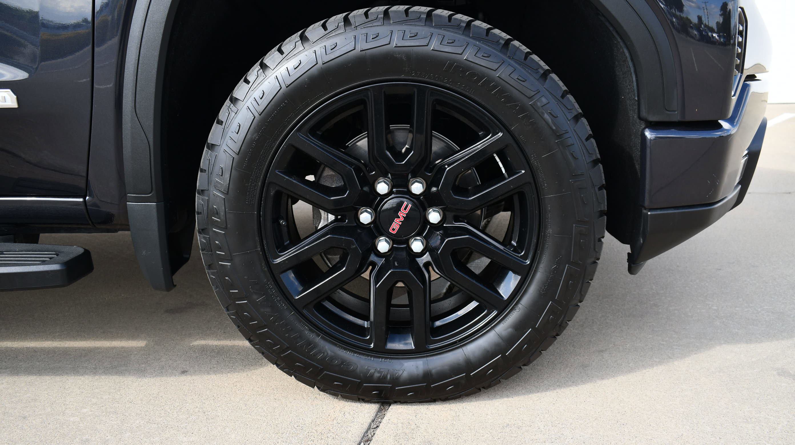 Used 2022 GMC Sierra 1500 Elevation AWD/4WD image 4