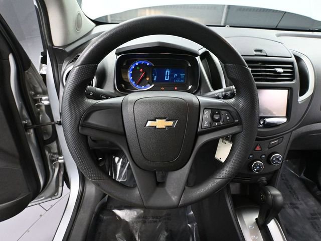 Used 2016 Chevrolet Trax LS image 23