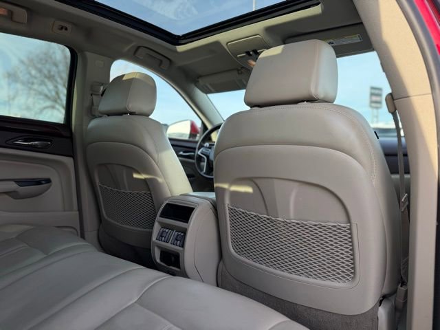 Used 2014 Cadillac SRX Luxury image 23
