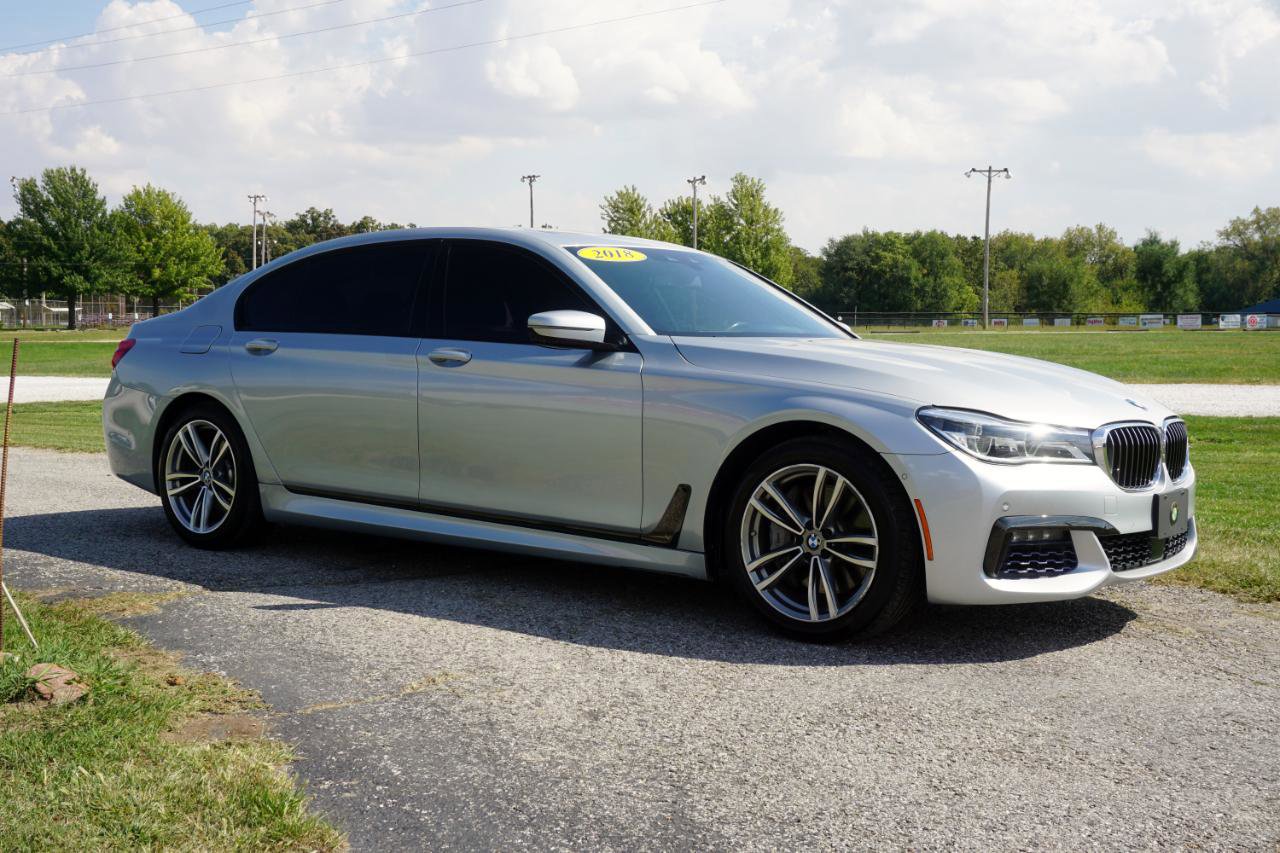 Used 2018 BMW 750i xDrive image 5