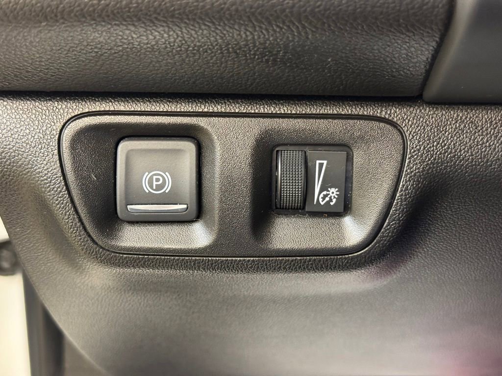 Used 2021 GMC Acadia SLT FWD image 31