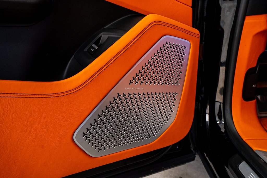 Used 2022 Lamborghini Urus image 46