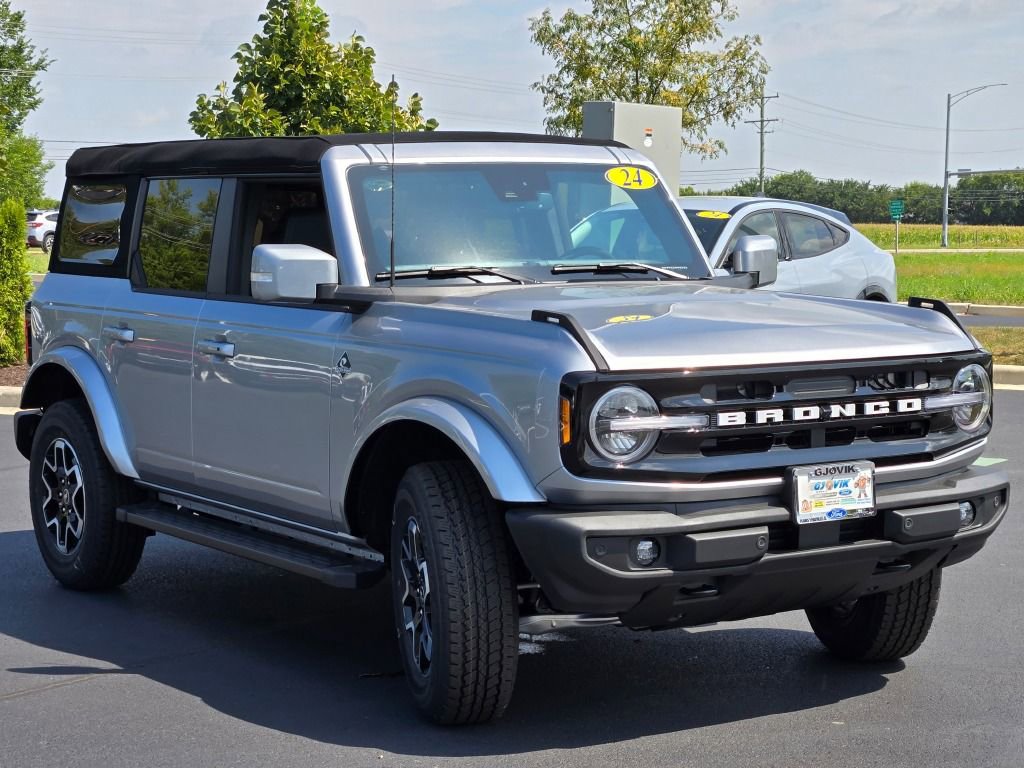 Used 2024 Ford Bronco Outer Banks image 5