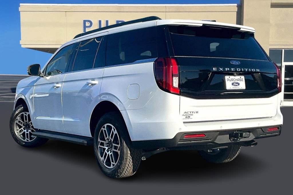 New 2025 Ford Expedition Active image 3