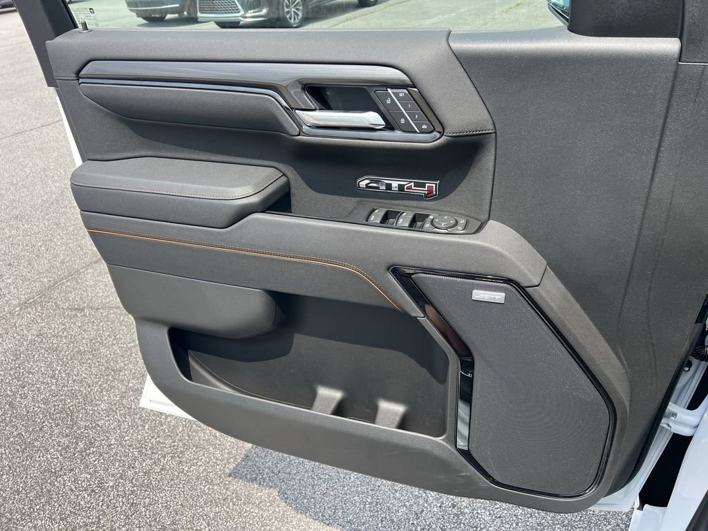 New 2025 GMC Sierra 1500 AT4 w/ Technology Package image 14