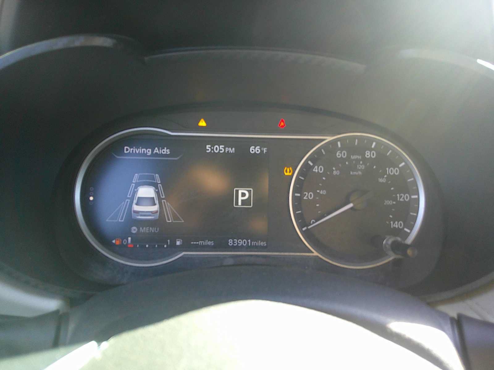 Used 2021 Nissan Versa SV FWD image 9
