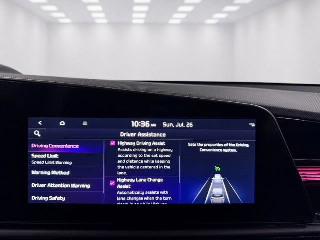 Used 2024 Kia Niro Wind w/ Wind Preserve Package FWD image 31