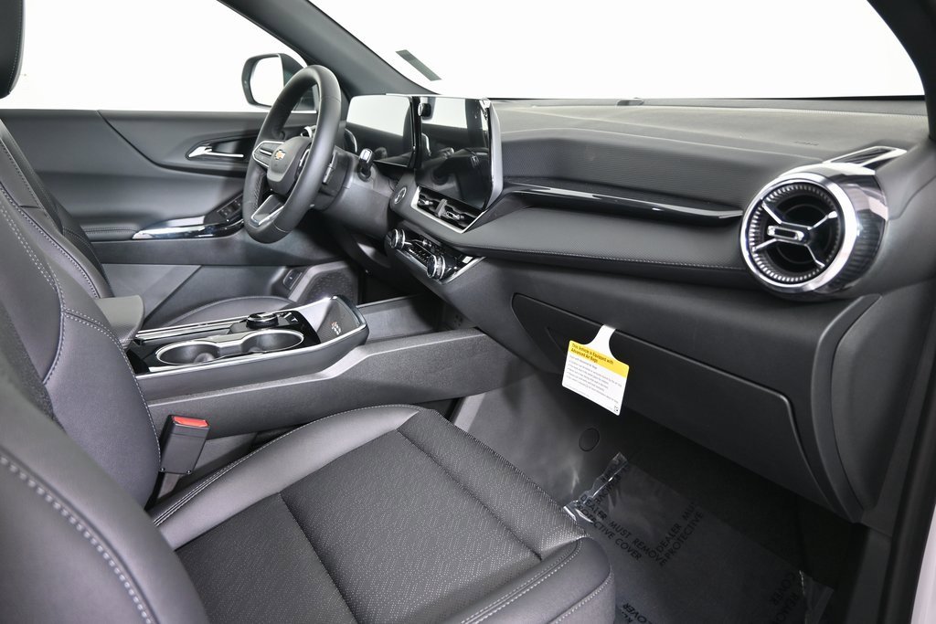 New 2026 Chevrolet Equinox LT w/ Convenience Package II image 14