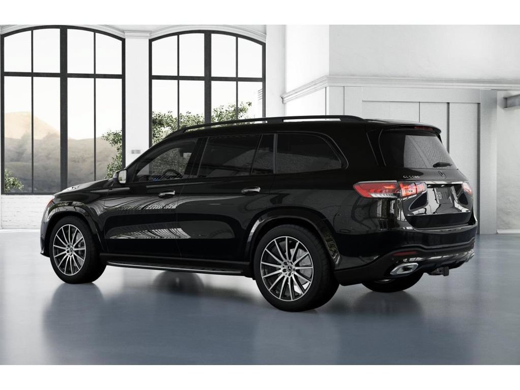 Used 2025 Mercedes-Benz GLS 580 4MATIC image 30