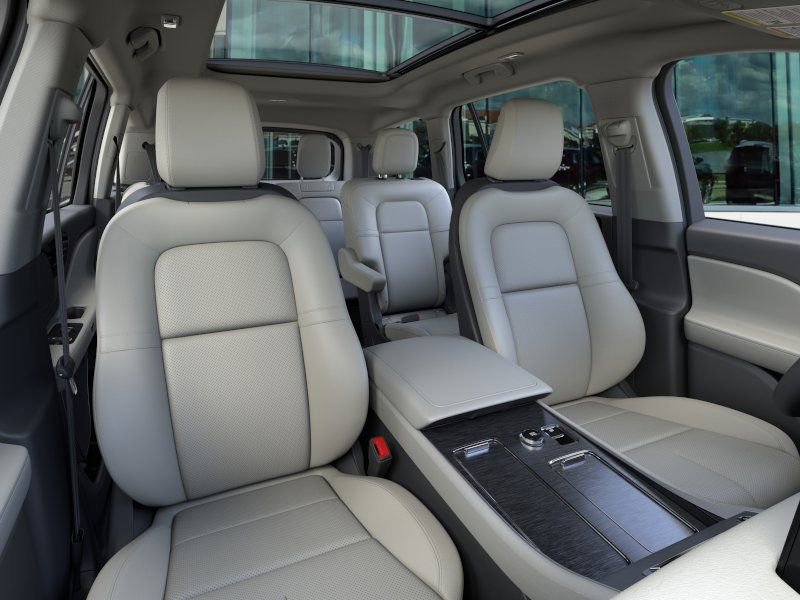 New 2026 Lincoln Aviator 2WD image 10