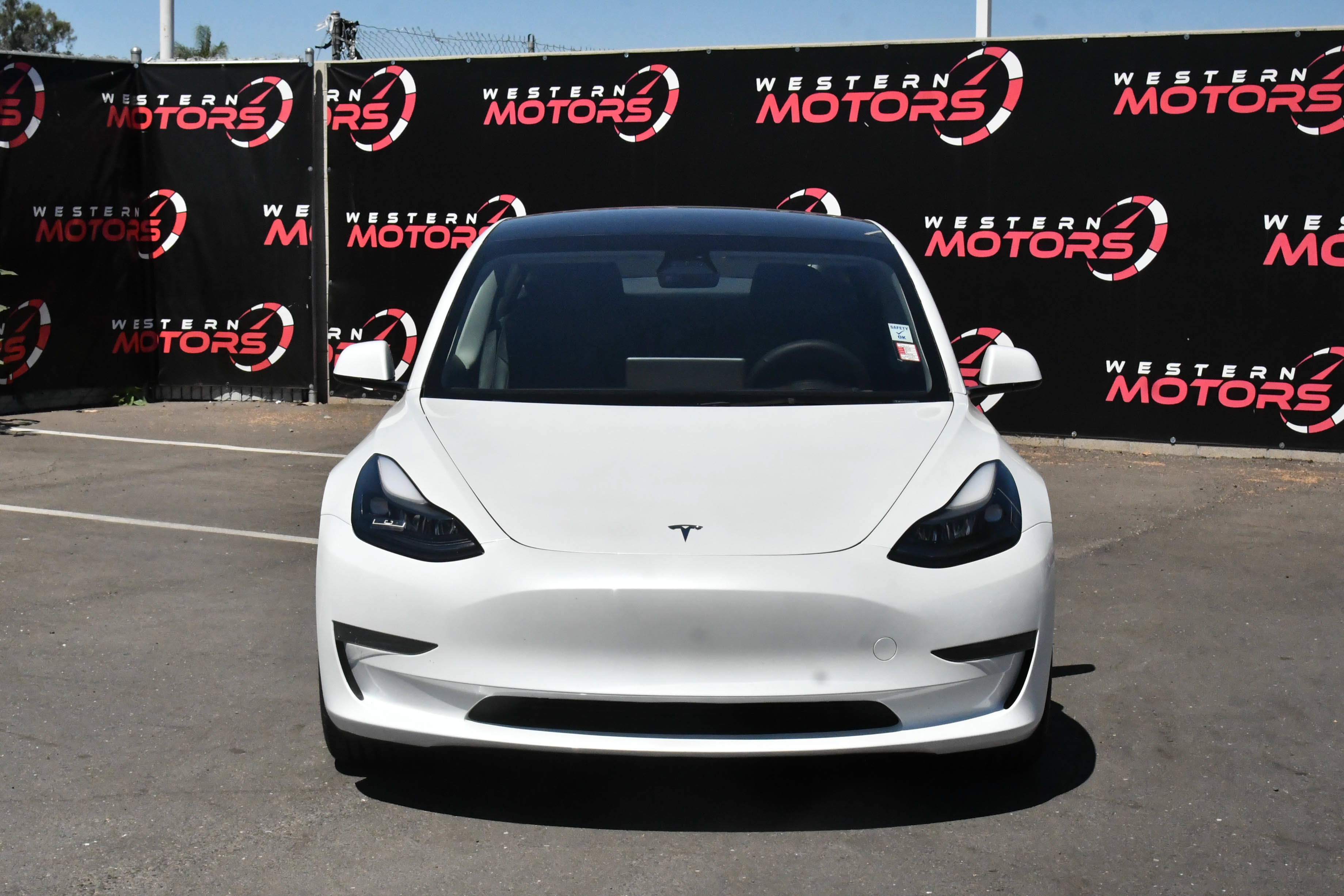 Used 2023 Tesla Model 3 Standard Range RWD image 2