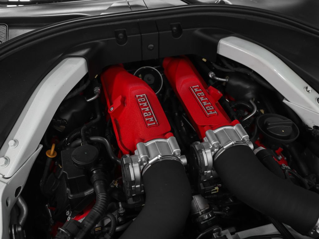Certified 2019 Ferrari Portofino RWD image 16