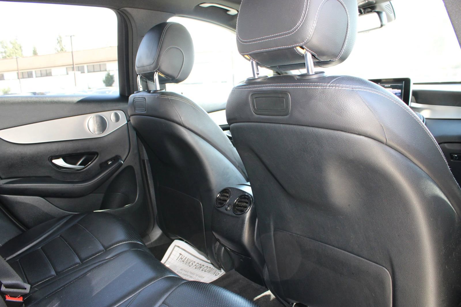 Used 2019 Mercedes-Benz GLC 300 4MATIC w/ Premium Package image 20