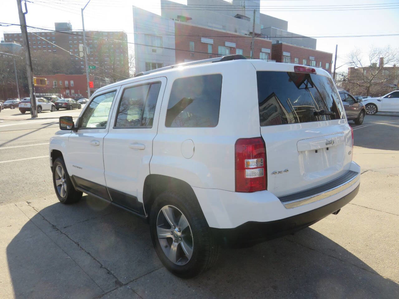 Used 2017 Jeep Patriot High Altitude image 5