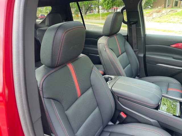 Used 2024 Chevrolet Traverse RS w/ LPO, Floor Liner Package image 37