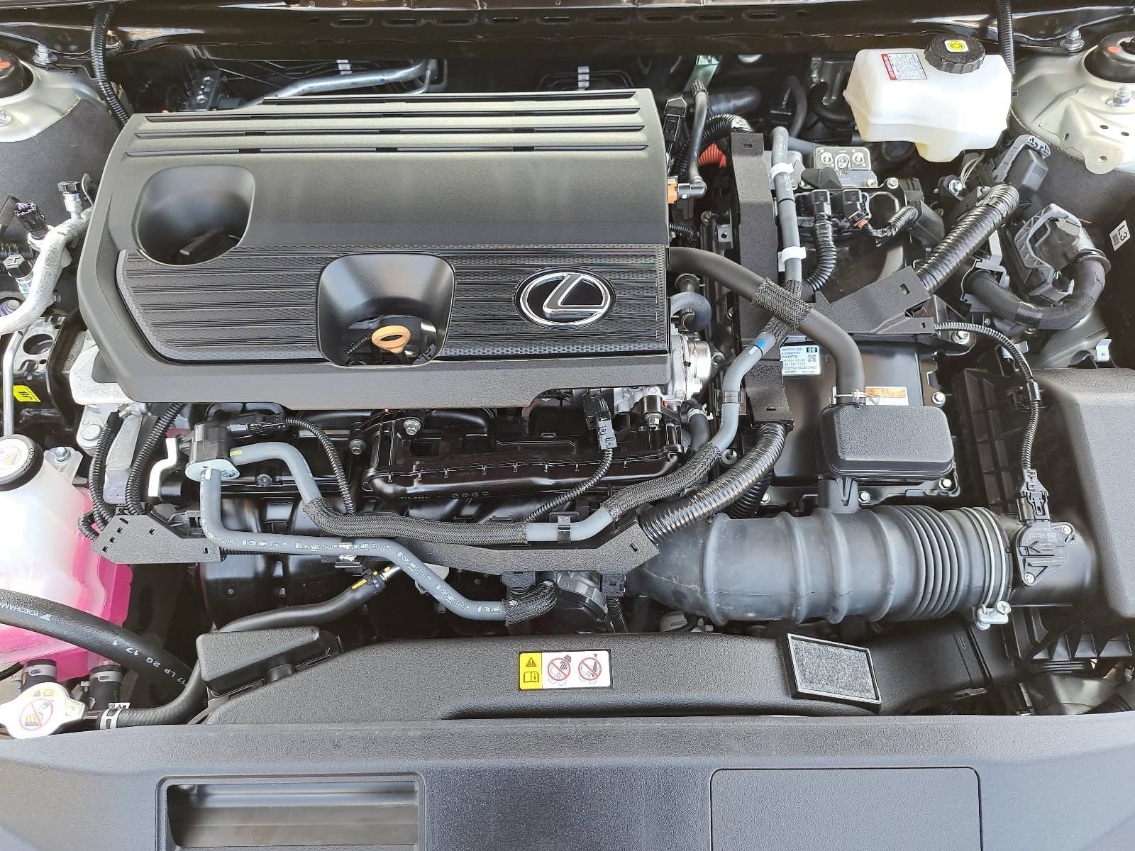 Used 2024 Lexus ES 300h w/ Premium Package FWD image 32