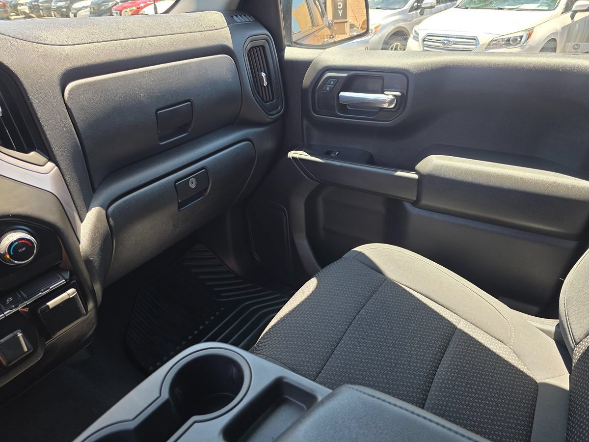 Used 2021 Chevrolet Silverado 1500 Custom AWD/4WD image 34