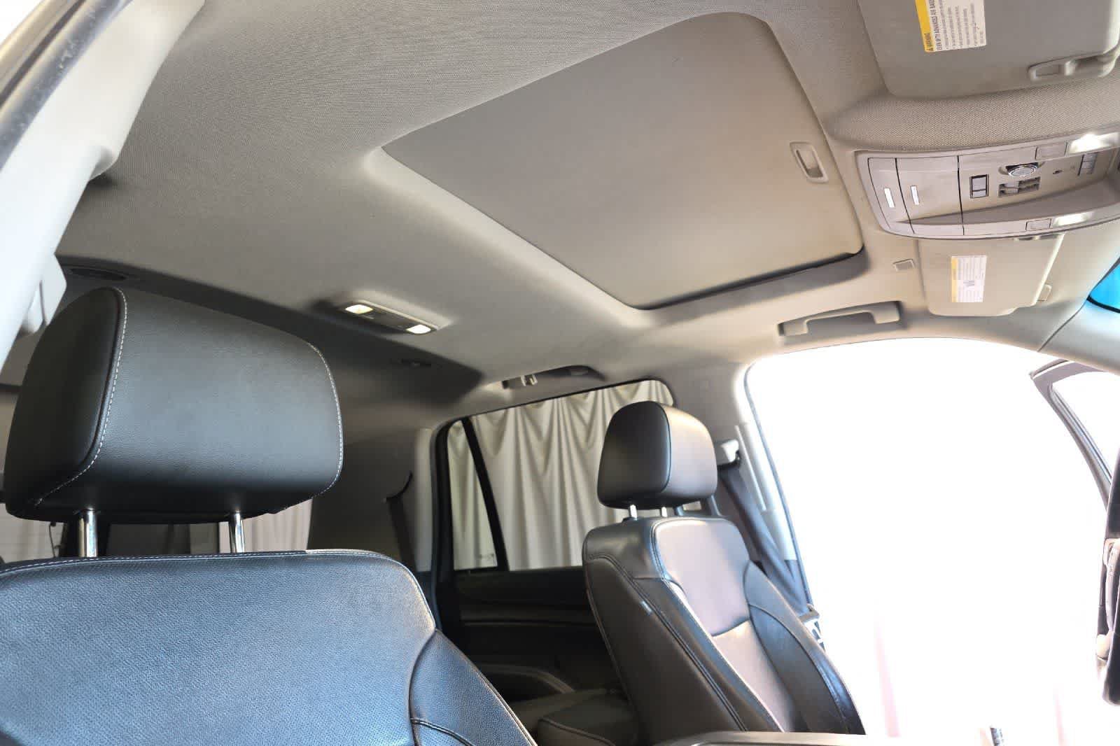 Used 2018 GMC Yukon SLT AWD/4WD image 19