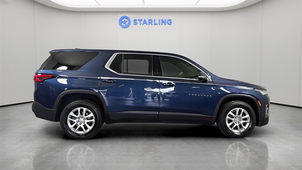 Used 2023 Chevrolet Traverse LS w/ Safety Package image 3