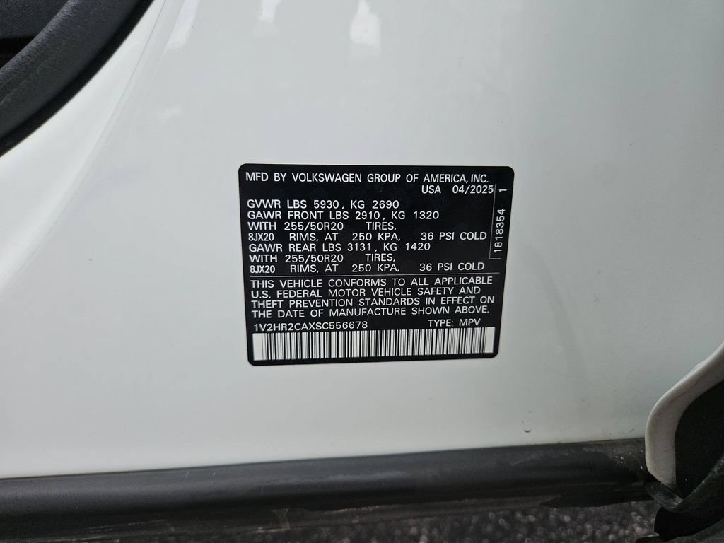 Used 2025 Volkswagen Atlas SE AWD/4WD image 30