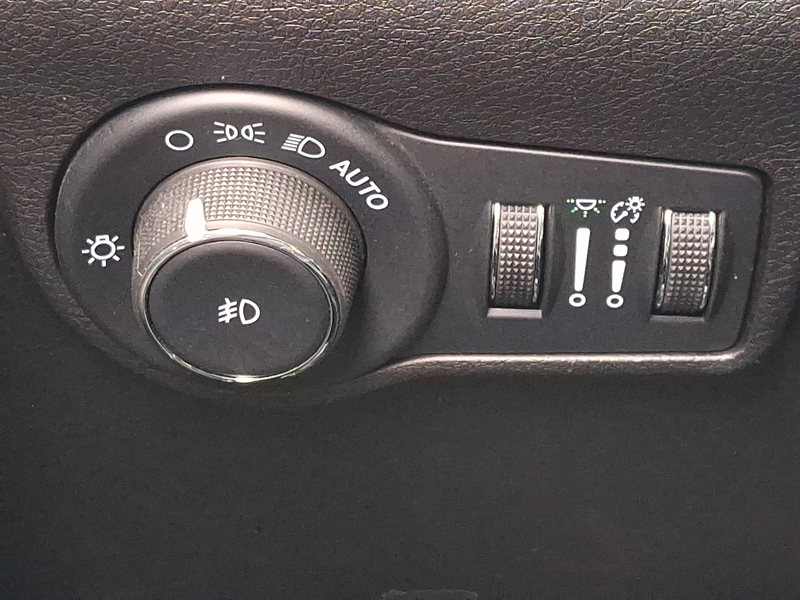 Used 2022 Jeep Compass Latitude image 23