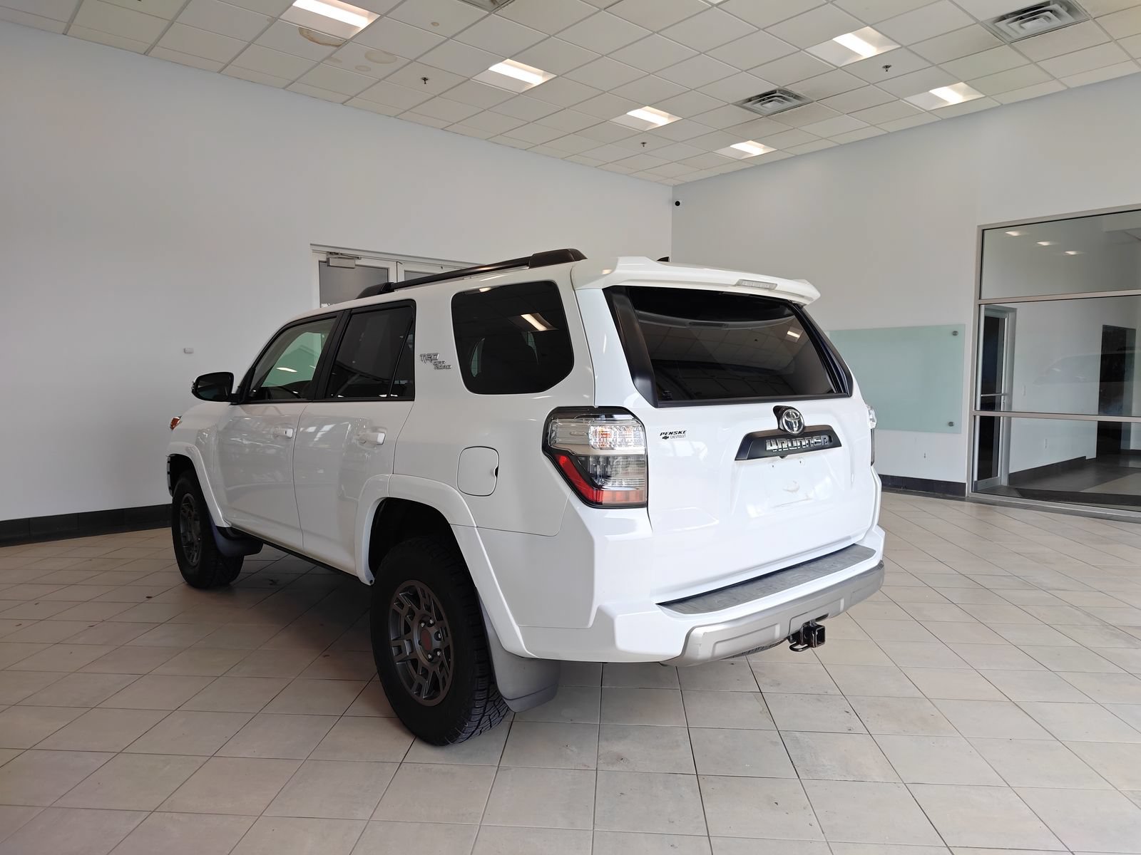 Used 2019 Toyota 4Runner TRD Off-Road Premium AWD/4WD image 5
