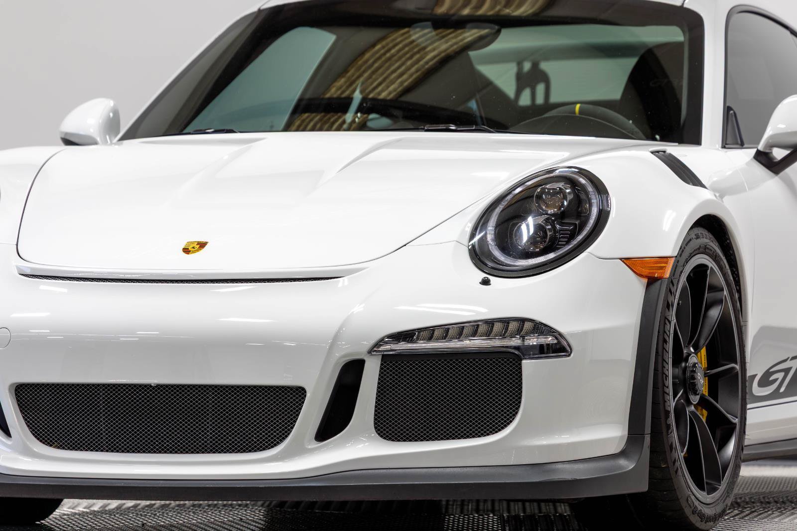 Used 2016 Porsche 911 GT3 RS RWD image 8
