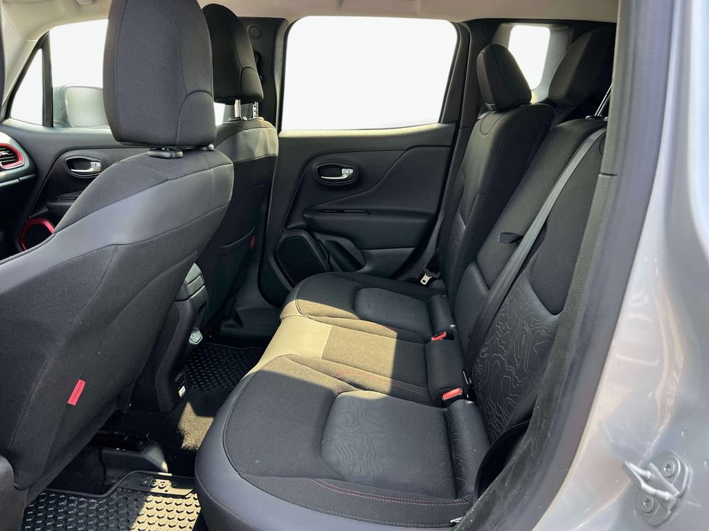 Used 2021 Jeep Renegade Trailhawk AWD/4WD image 11