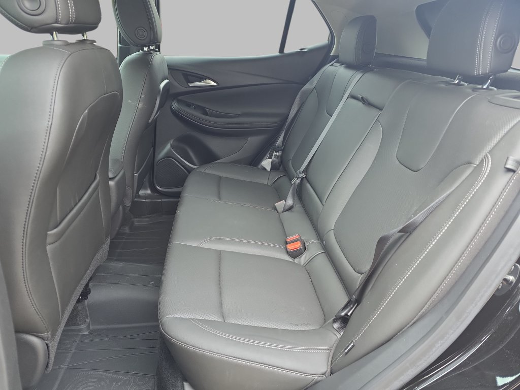 Certified 2024 Buick Encore GX Sport Touring w/ Comfort Package AWD/4WD image 15