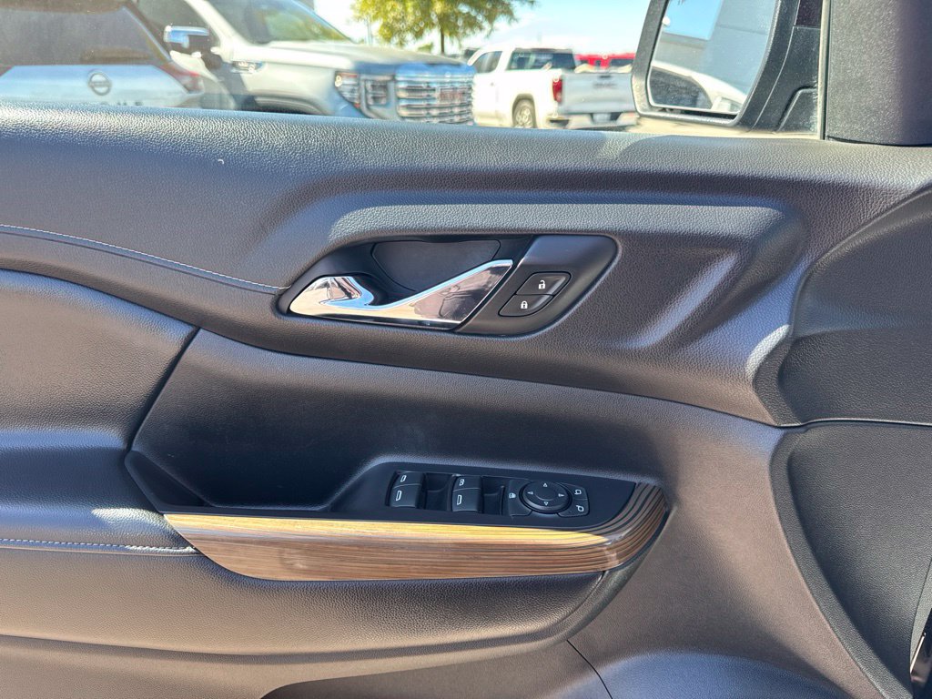 Used 2020 GMC Acadia SLE w/ Driver Convenience Package FWD image 11