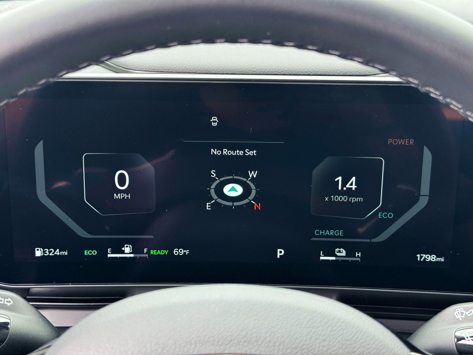 Used 2025 Kia Carnival SX w/ SX Dark Edition Package image 19