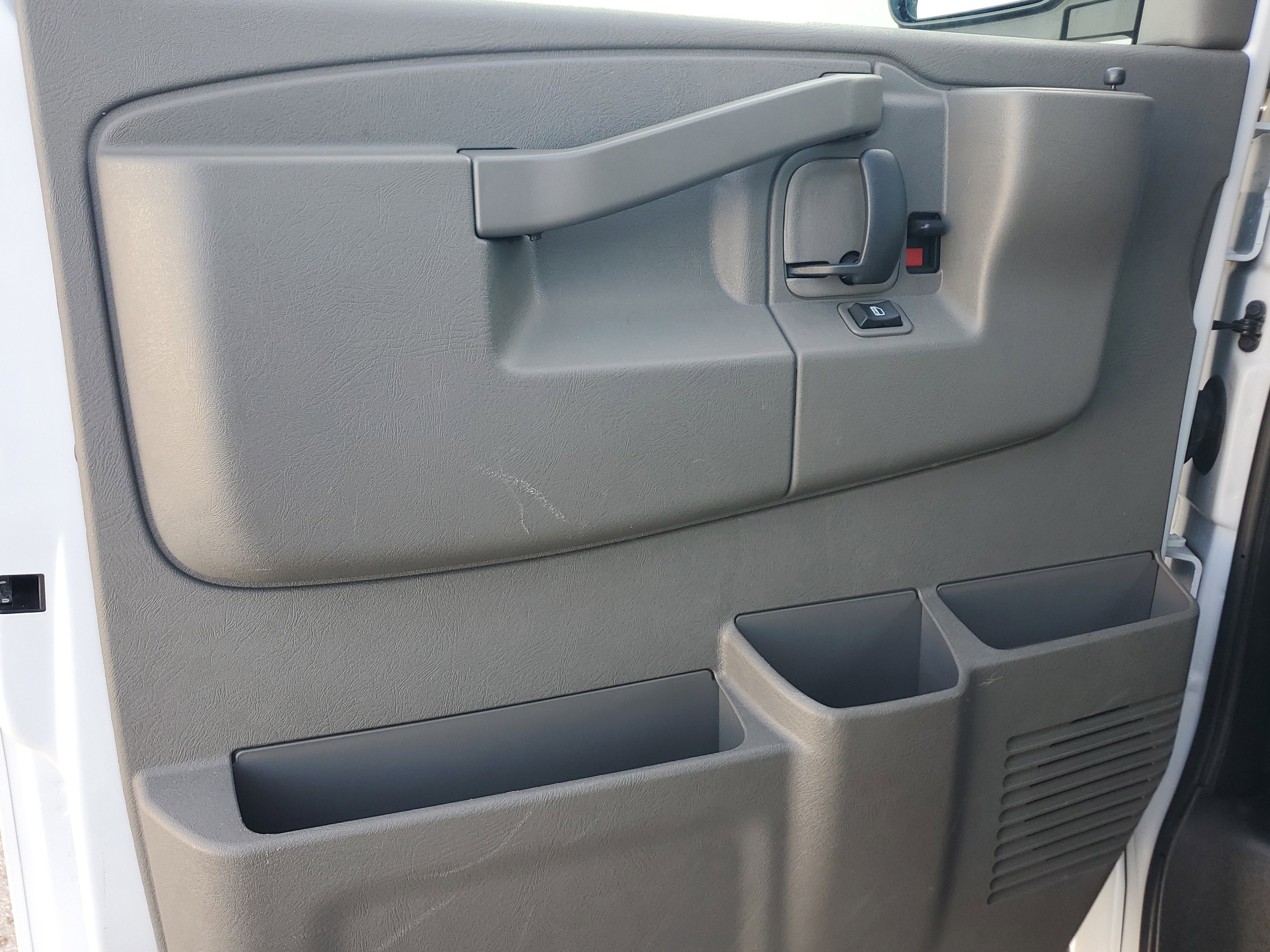 Used 2023 Chevrolet Express 3500 LS image 24