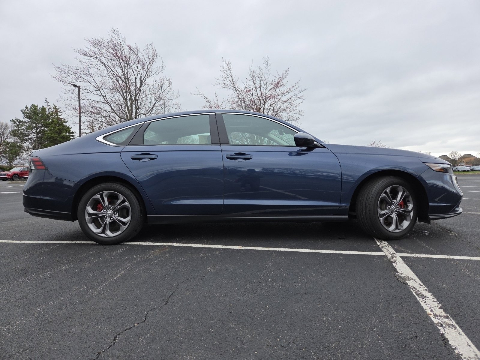 Certified 2023 Honda Accord EX image 18