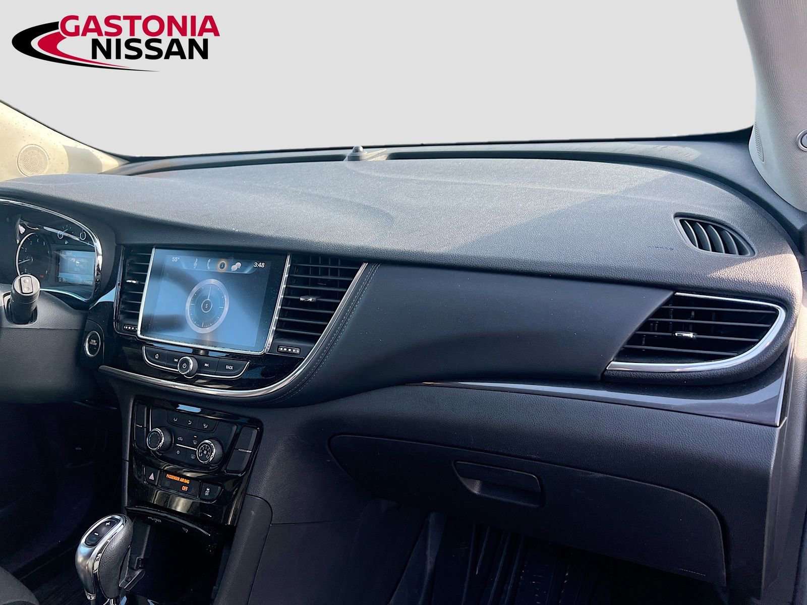 Used 2020 Buick Encore Preferred image 38