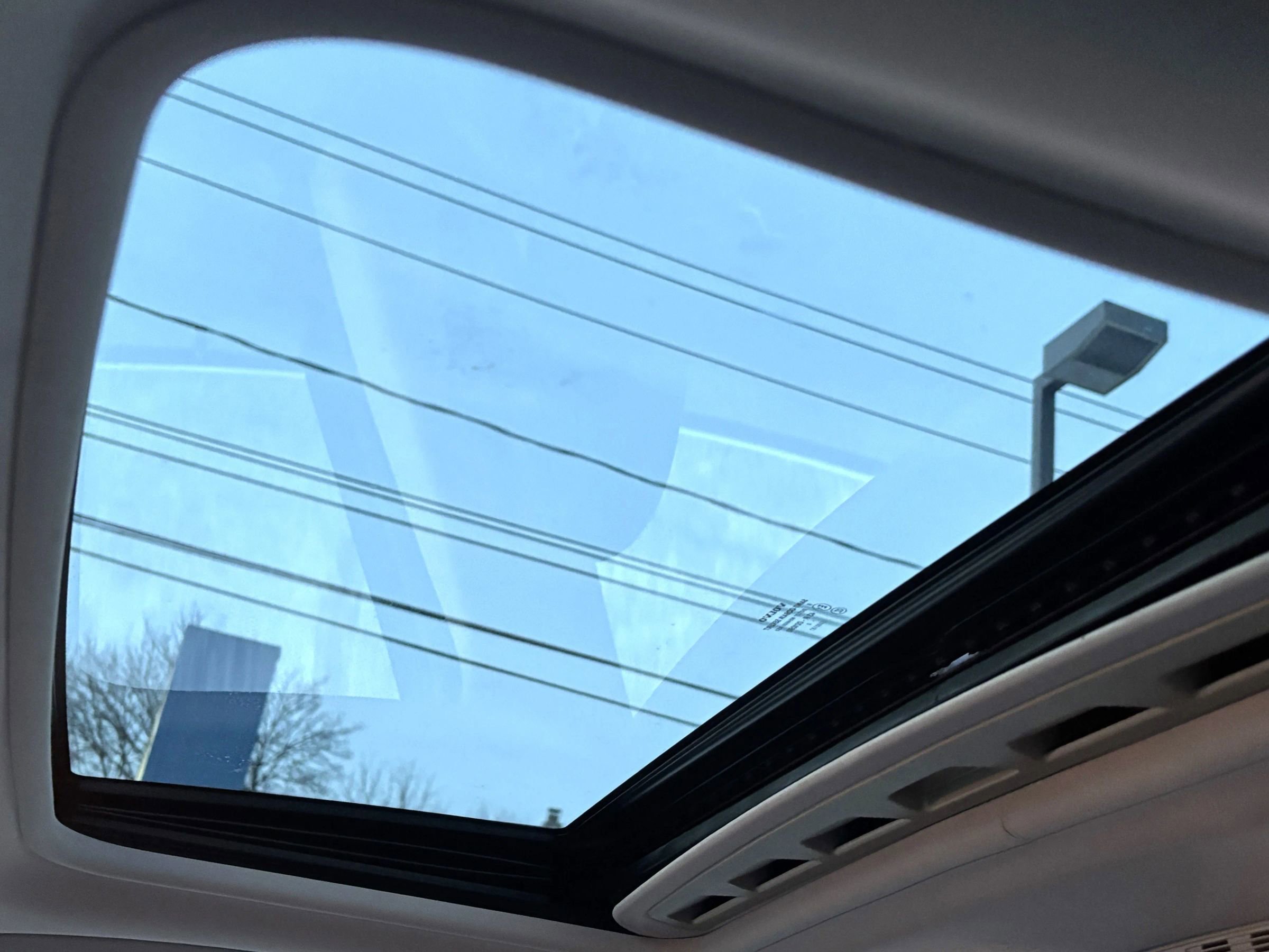 Used 2011 Volvo XC70 3.2 image 26