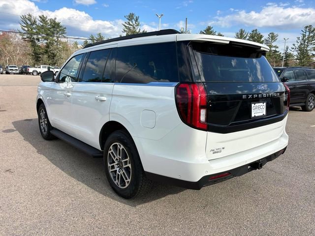 Used 2025 Ford Expedition Active AWD/4WD image 5