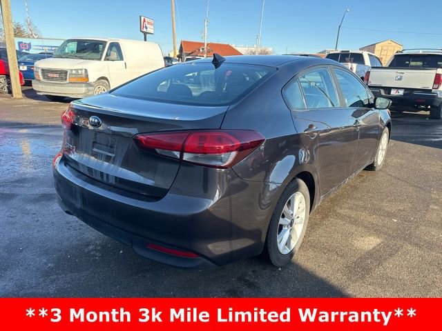 Used 2017 Kia Forte LX w/ LX Popular Package image 3