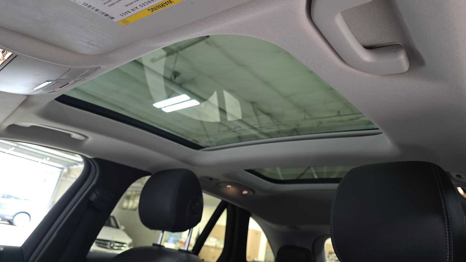 Used 2016 Mercedes-Benz GLC 300 4MATIC image 22