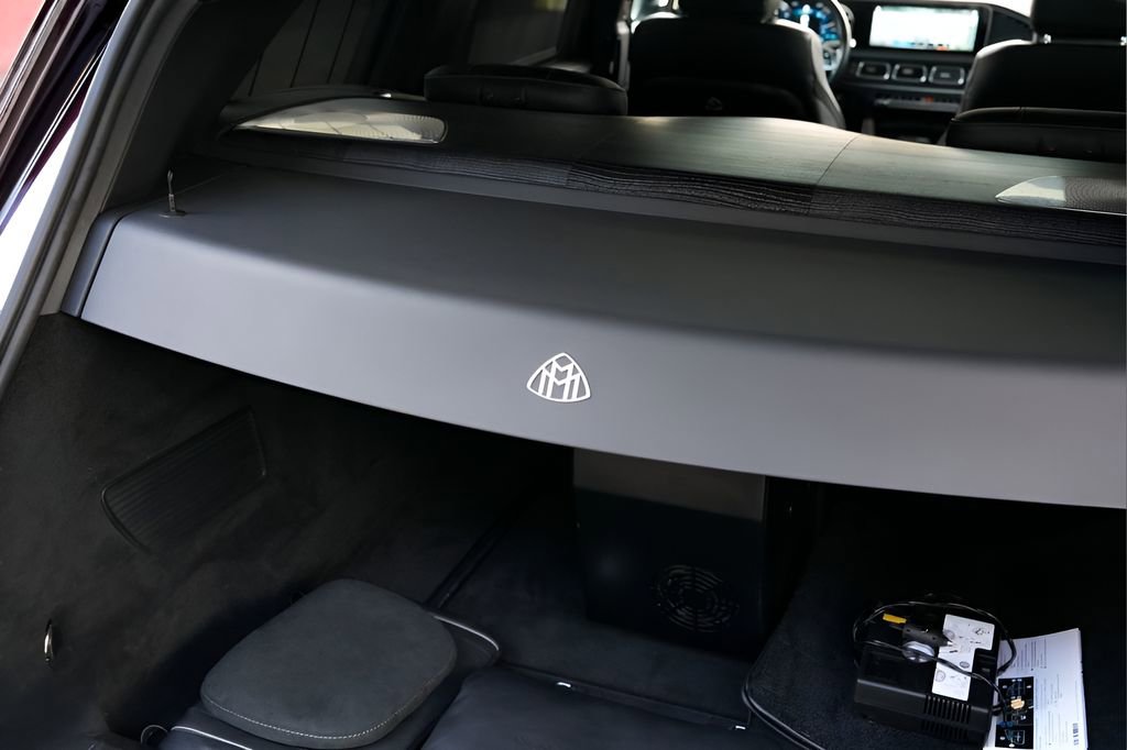 Used 2023 Mercedes-Benz Maybach GLS 600 4MATIC image 23