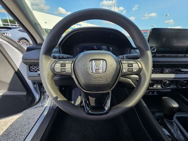 Certified 2025 Honda Accord SE image 30