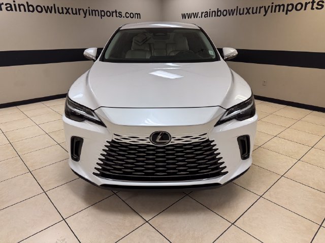 Used 2024 Lexus RX 350 FWD w/ Technology Package image 2
