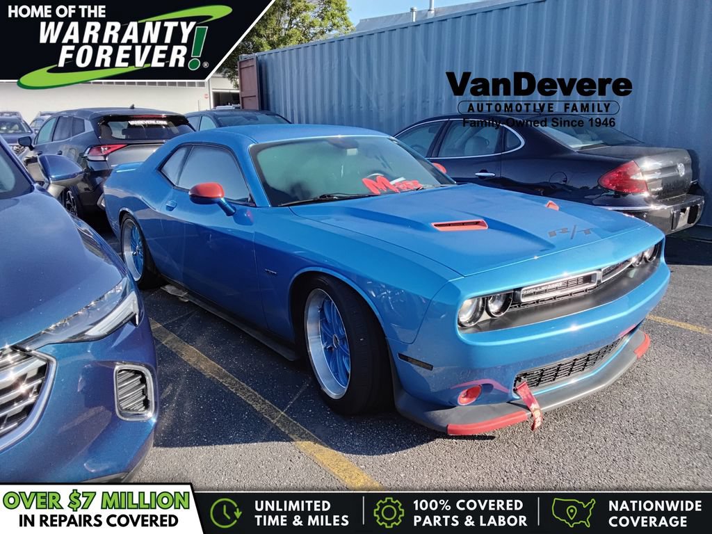Used 2015 Dodge Challenger R/T w/ Quick Order Package 22B R/T RWD image 1