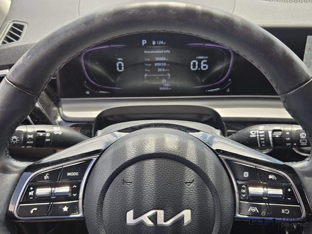 Certified 2025 Kia Seltos S FWD image 29