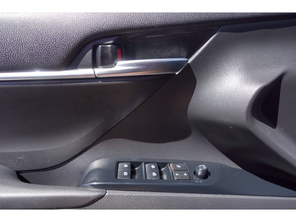 Certified 2019 Toyota Camry LE w/ Convenience Package FWD image 11
