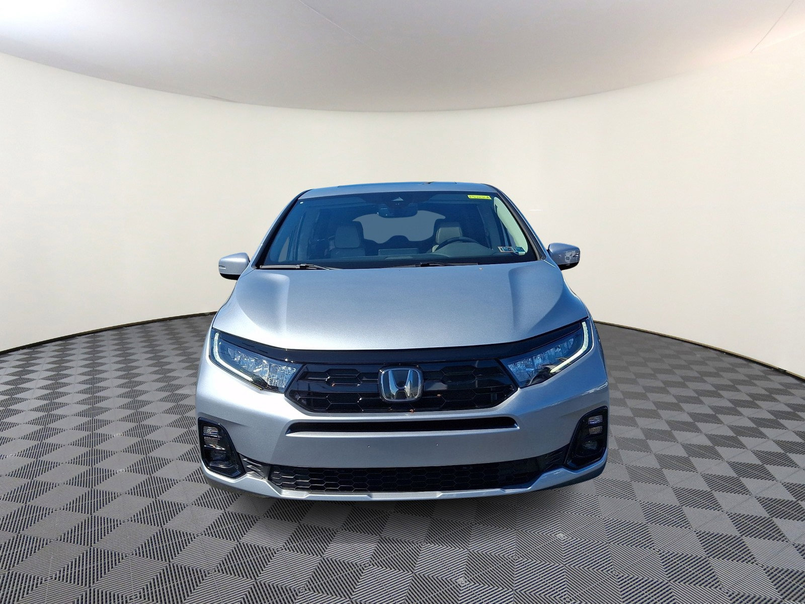 Used 2025 Honda Odyssey Elite image 2