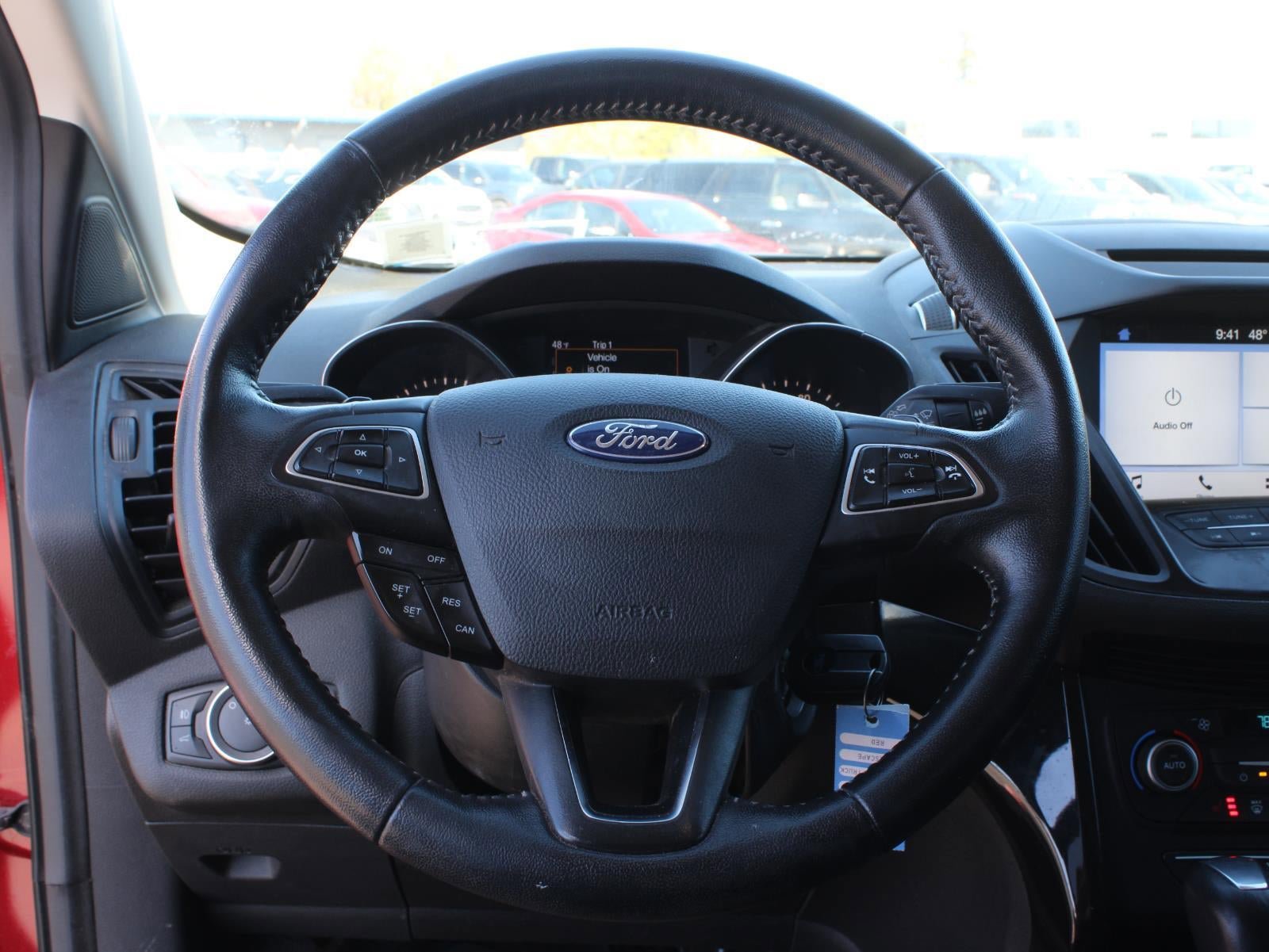 Used 2018 Ford Escape SE w/ SE Sport Appearance Package AWD/4WD image 9