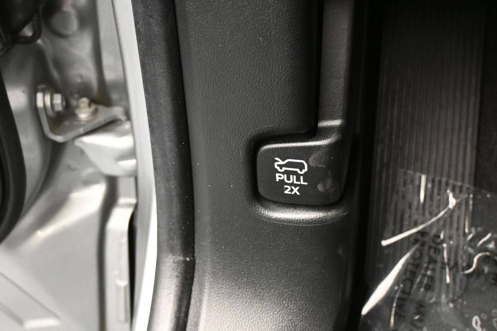 Used 2023 Ford Explorer ST AWD/4WD image 35