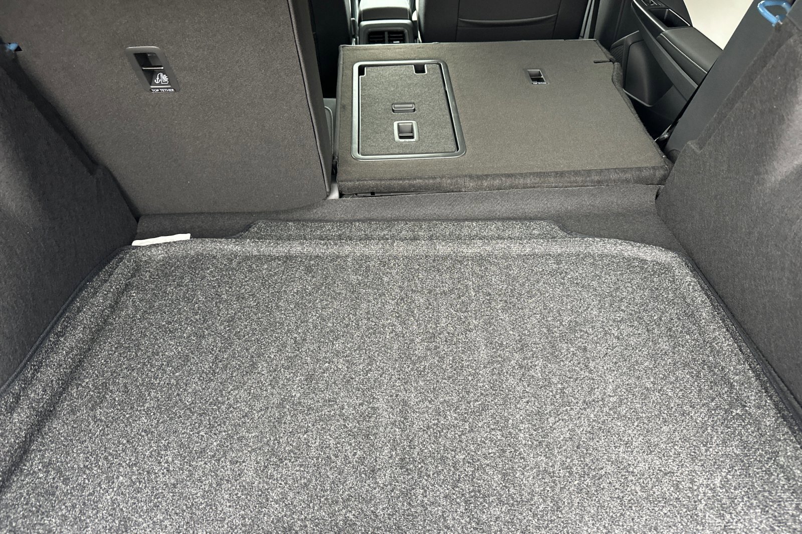 New 2026 Volkswagen Taos SE image 15